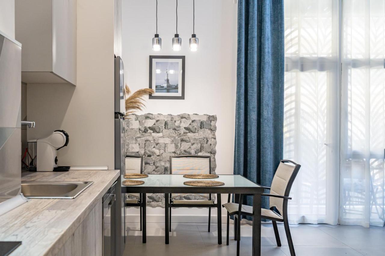 Exquisite Studio Apartment With An Original Design Valencia Kültér fotó